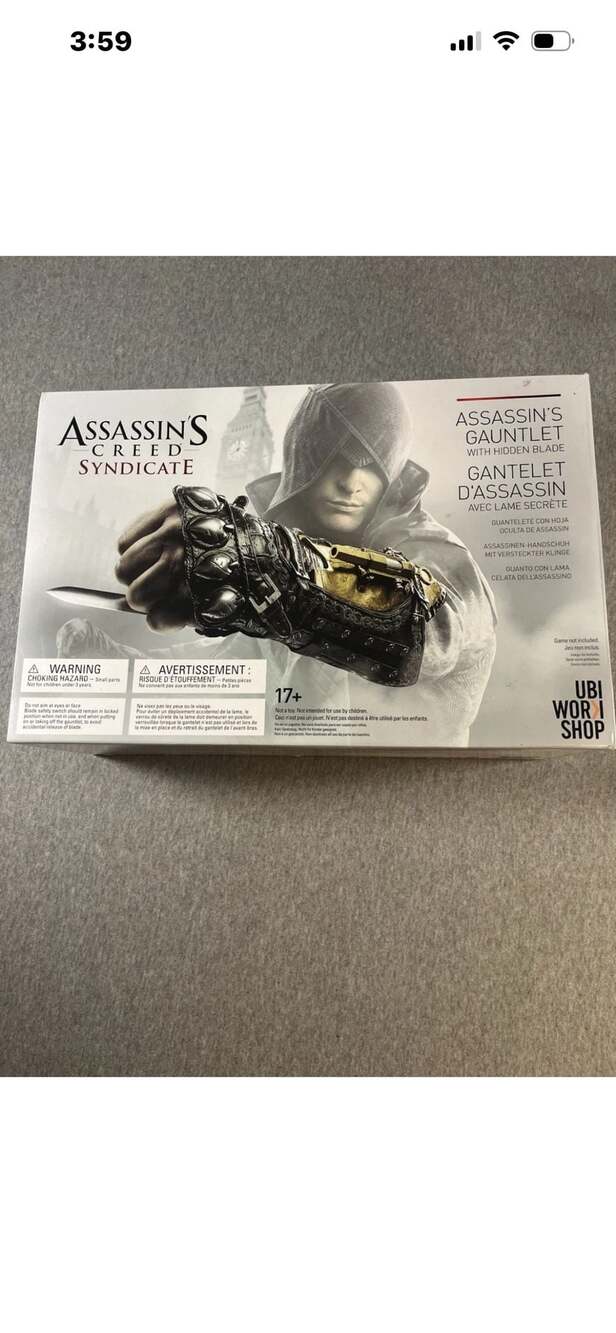 Assassin's Creed Syndicate Assassin's Gauntlet With Hidden Blade